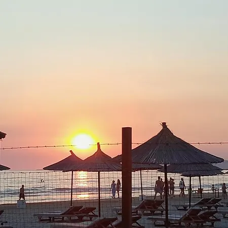 Iriska Sunset Terrace Διαμέρισμα